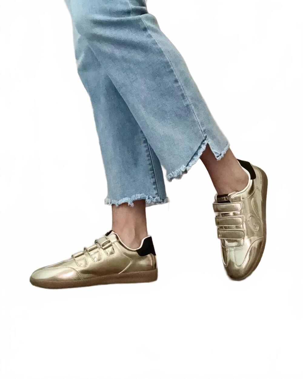 NEW VINTAGE HAVANA women's foil velcro strap shoes in gold